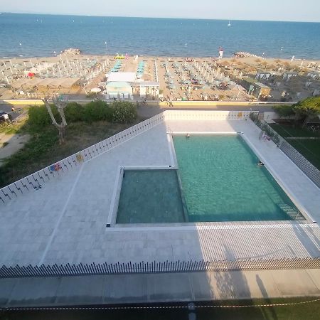 Residenza Al Mare Villa Lignano Sabbiadoro Esterno foto