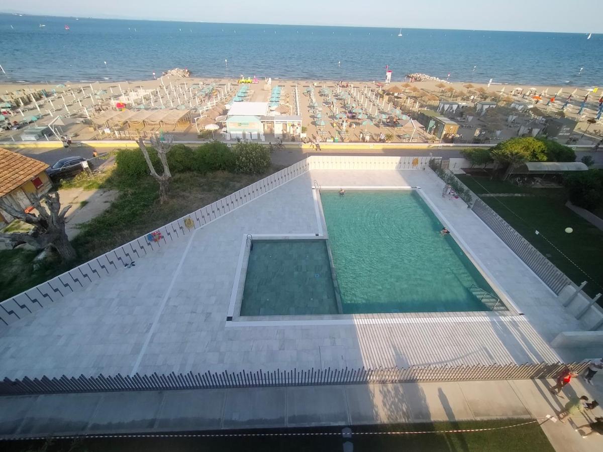 Residenza Al Mare Villa Lignano Sabbiadoro Esterno foto